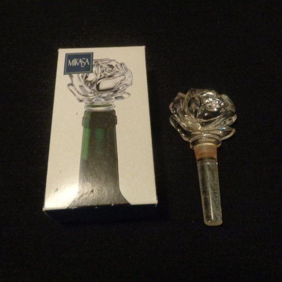 MIKASA BIG GLASS BOTTLE STOPPER
